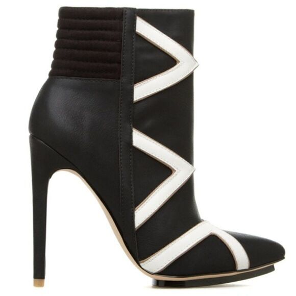 NWB  Gwen Stefani Booties Boots - Picture 1 of 9